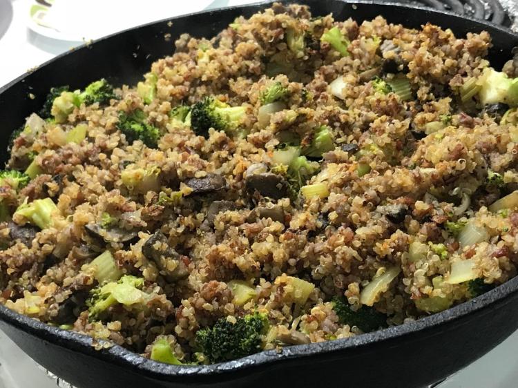 BROCCOLI RED FRIED RICE AND QUINOA 4